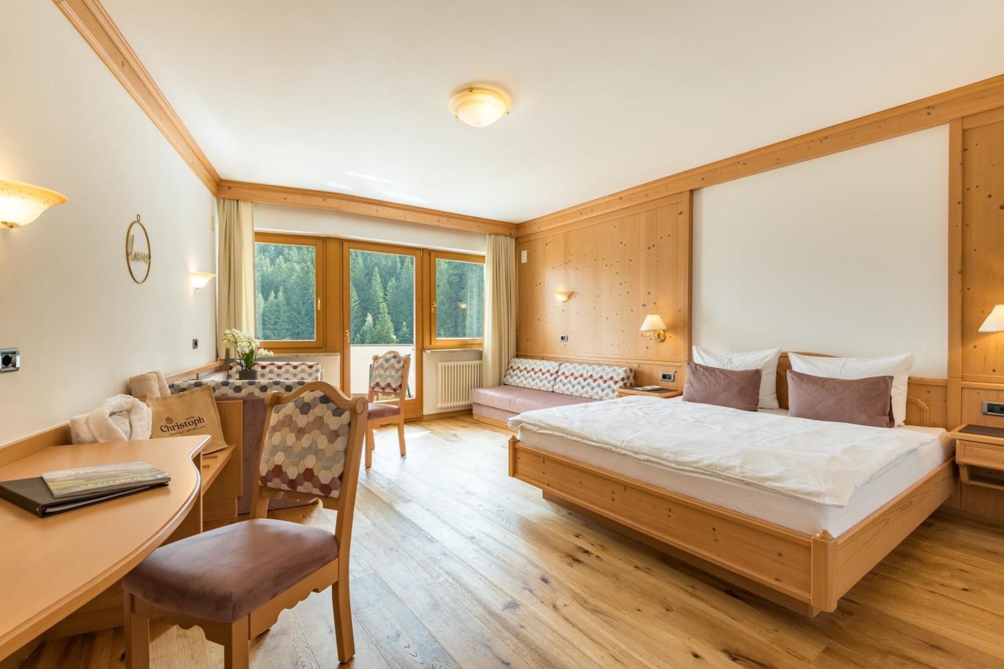 Hotel Christoph Olang Ngoại thất bức ảnh