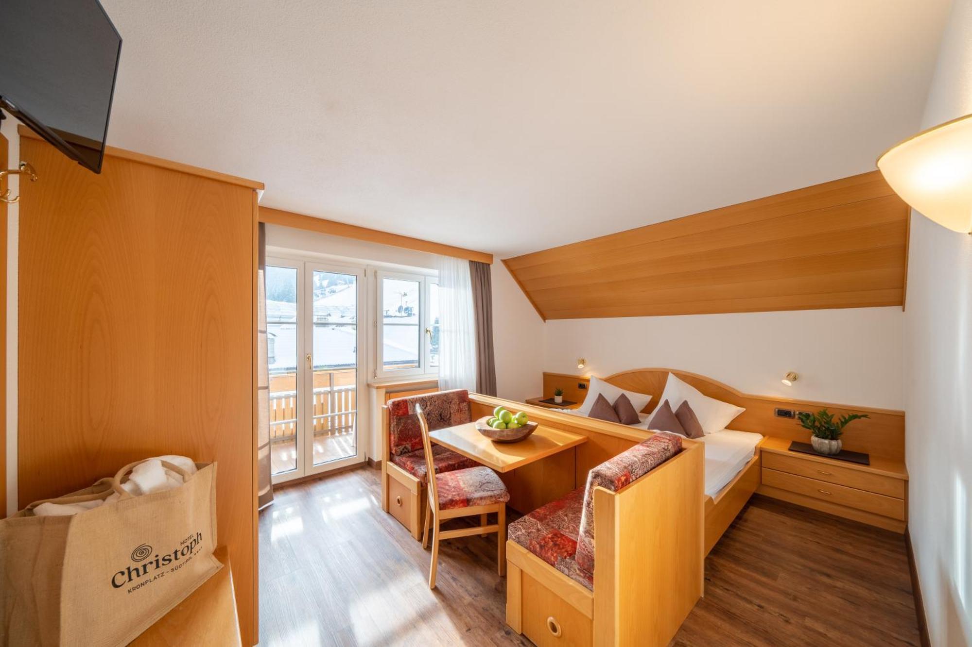 Hotel Christoph Olang Ngoại thất bức ảnh